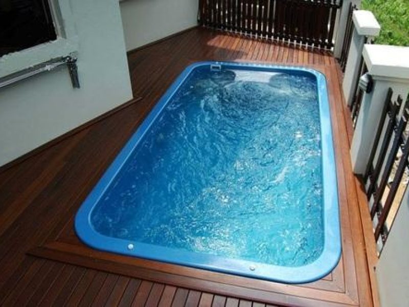prefabricated-swimming-pool-1516693301-3600884